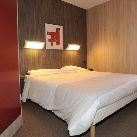 Hotel 4 Saisons Onet-le-Chateau Bagian luar foto